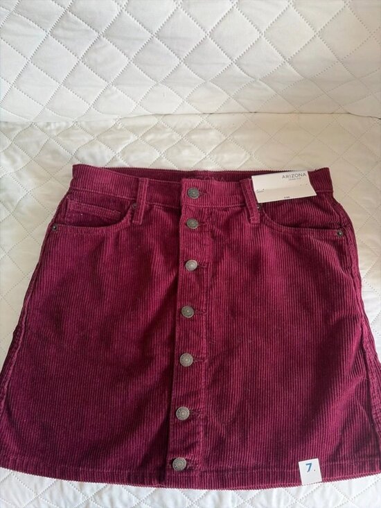 Arizona Dresses & Skirts - Burgundy corduroy skirt
